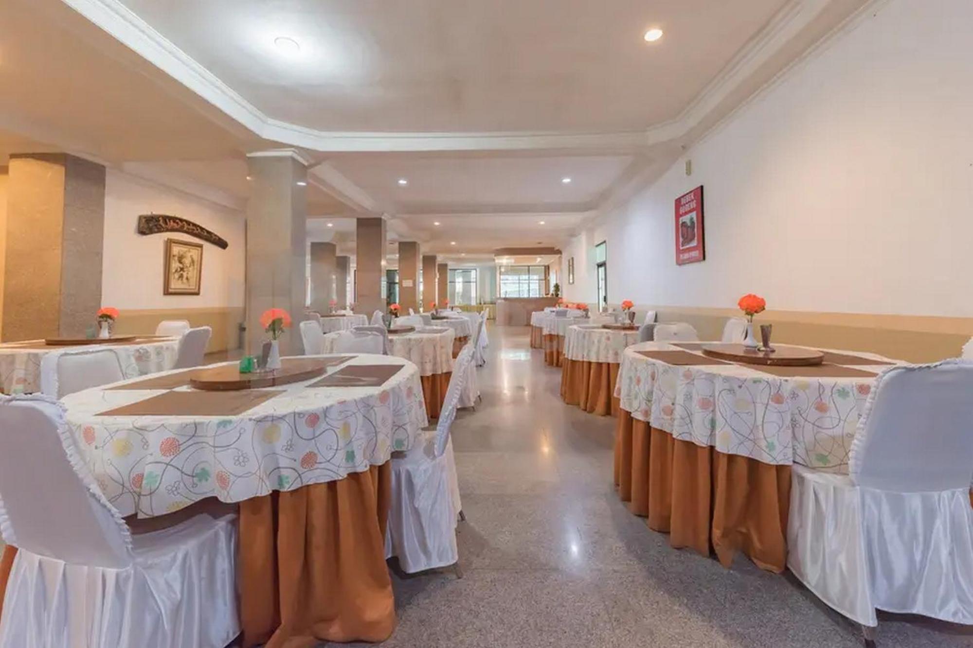 Hotel Ayong Linggarjati Kuningan Mitra Reddoorz 外观 照片
