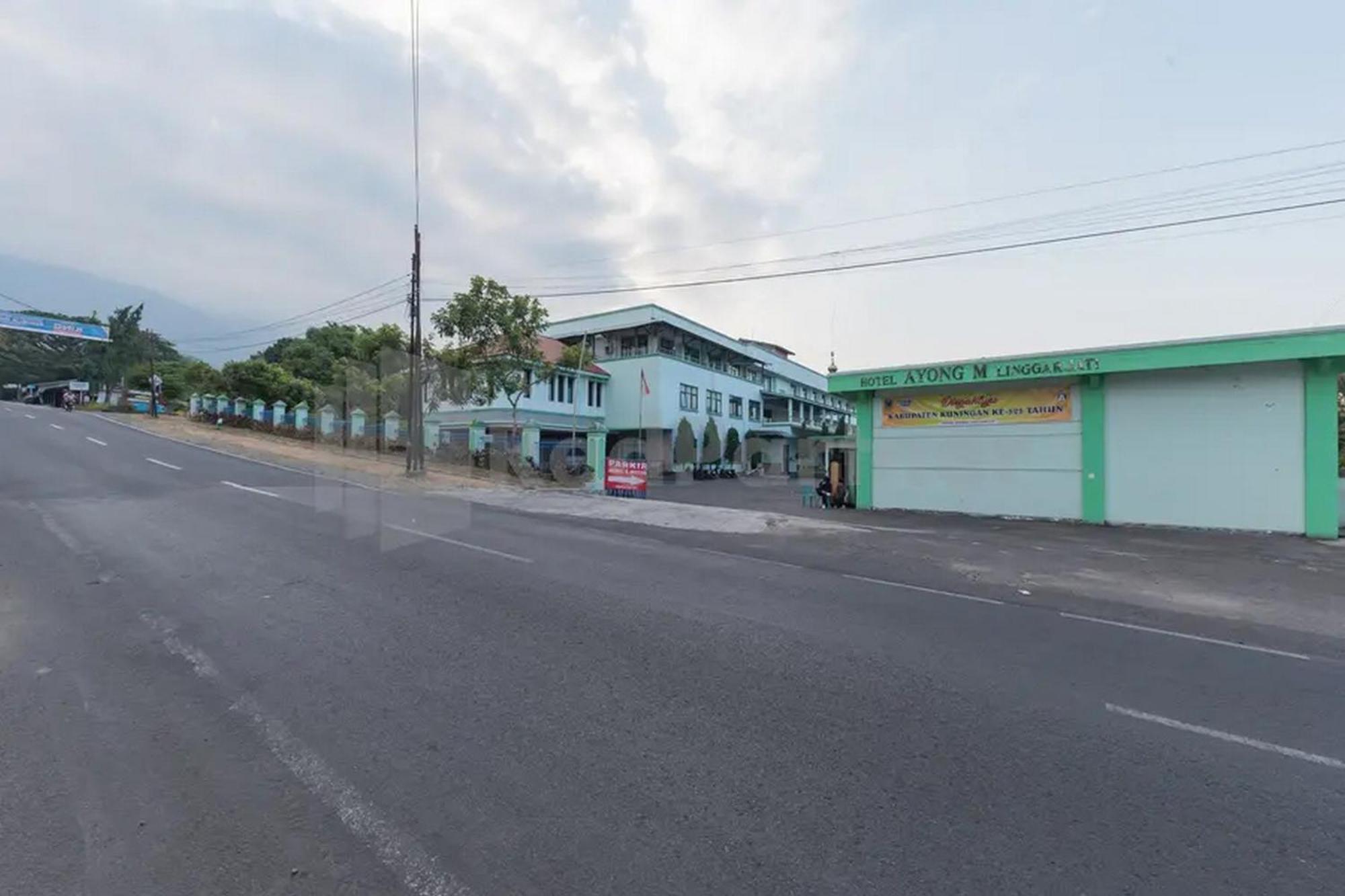 Hotel Ayong Linggarjati Kuningan Mitra Reddoorz 外观 照片