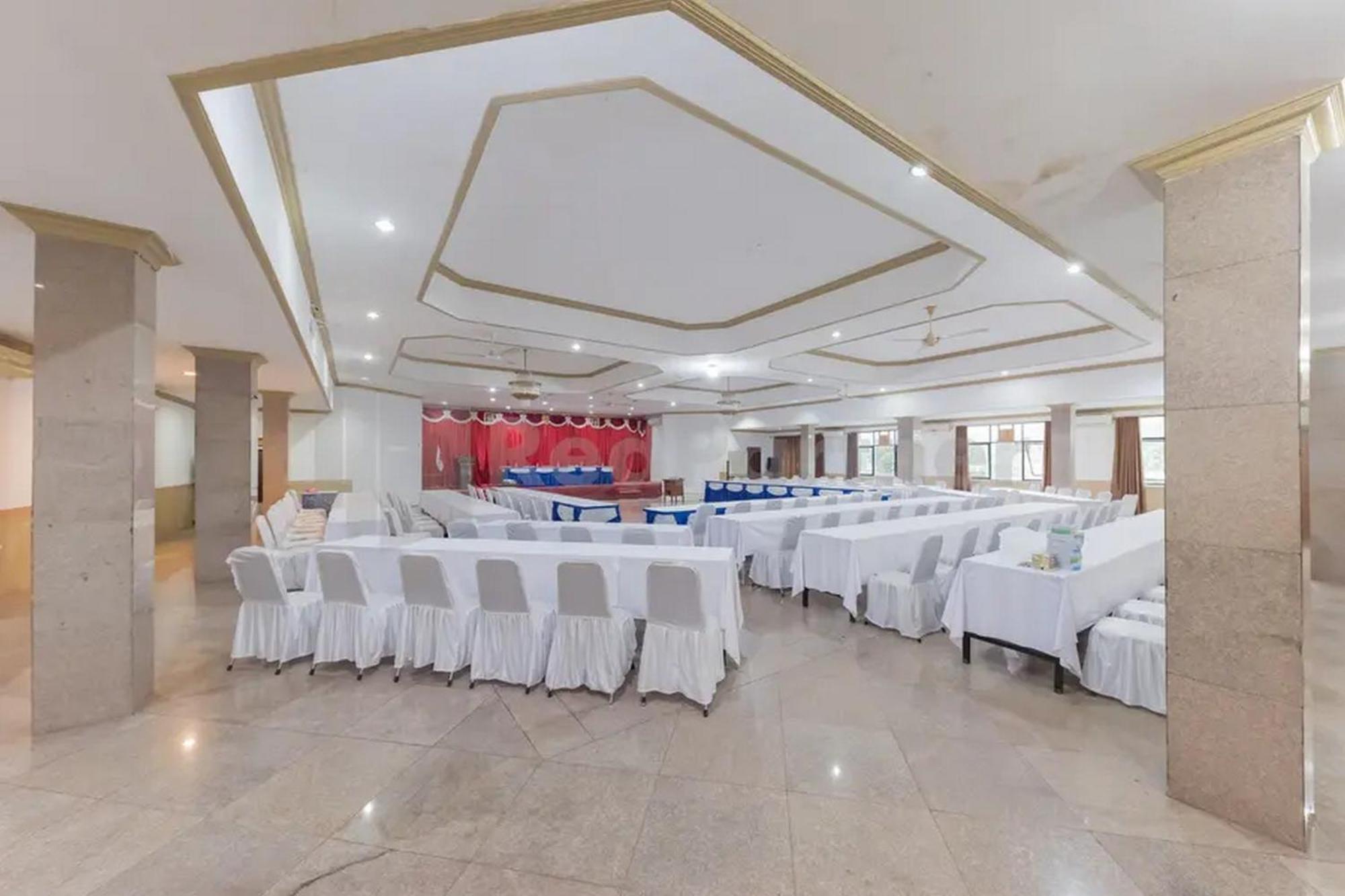 Hotel Ayong Linggarjati Kuningan Mitra Reddoorz 外观 照片